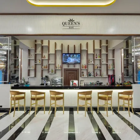 Aydinbey Queen's Palace & Spa - Ultra All Inclusive