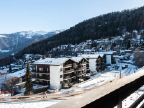 Valaisia 24A 孔泰酒店