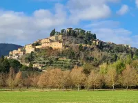 La Terrazza, Historic Tuscan Stone Residence with Garden and Terrace in Cetona Hotels in Cetona