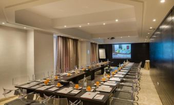 Le Corail Suites Hotel