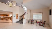 Charlevoix Inn & Suites SureStay Collection by Best Western - 3 estrellas