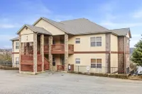Rockwood Lakeview Getaway Incredible Location!