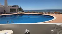 Borda d'Água, Praia da Oura