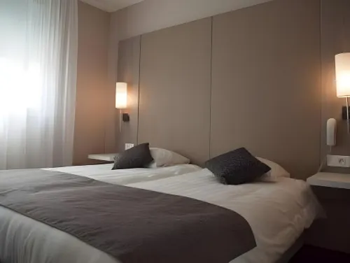 L'Hôtel Bristol - ที่มีอ่างอาบน้ำ