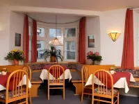 Hotel Goldene Krone Innsbruck Hotels in Innsbruck