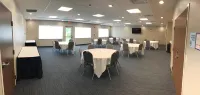 Holiday Inn Express & Suites Auburn