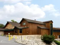Topaz Lodge