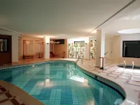 Hostellerie du Cheval Blanc - Pool