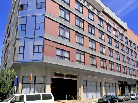 Bull Astoria Exterior Photos