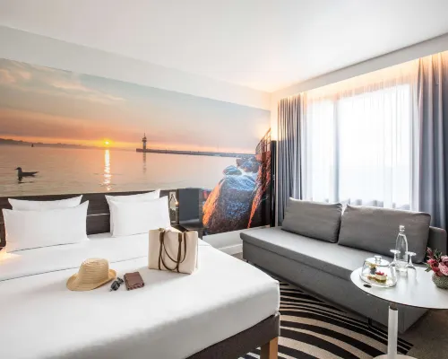 Novotel Hamburg City Alster Hotels near Borgfelde