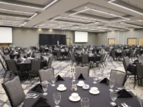 Holiday Inn & Suites CEDAR FALLS-WATERLOO EVENT CTR by IHG Hotels in Cedar Falls