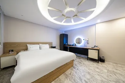 Hotel A Plus (A+) in Sanjeong-Dong, Jeonju