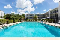 Ramada by Wyndham Altamonte Springs Near I-4 Hotels in Altamonte Springs