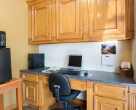 Rodeway Inn & Suites Humble IAH