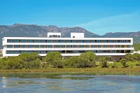 Golden Tulip Porto Vecchio Hotel di 