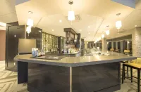 Crowne Plaza SADDLE BROOK by IHG - bar
