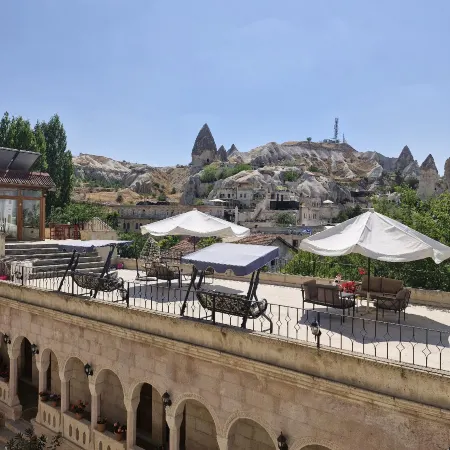 Nature Park Cave Hotel Отели рядом с достопримечательностью «Al Nazar Church»
