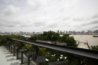 ARTTRA VILLA Hotels in Phra Pradaeng District