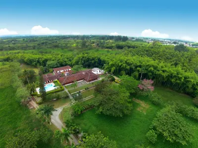 Hotel Campestre la Floresta Hotels near Antigua Locomotora Del Ferrocarril