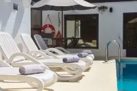 Ramada by Wyndham Buenos Aires Centro - สระว่ายน้ำบนดาดฟ้า