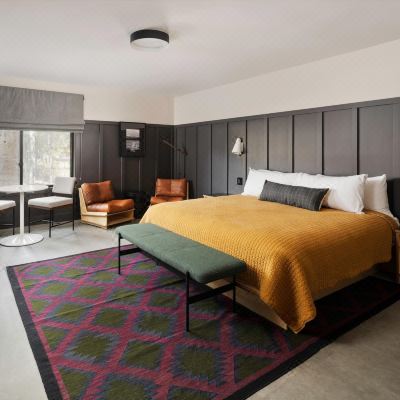 Suite With Whirlpool The Coachman Hotel Promo Code