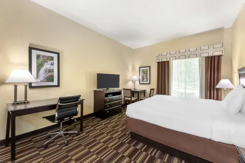 Best Western Plus Victor Inn  Suites Hotels in Victor