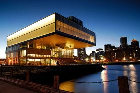Hyatt Place Boston/Seaport District