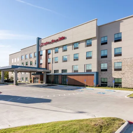 Hampton by Hilton Dallas East Отели рядом с достопримечательностью «Парк Уайт Рок Лейк»