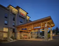 Hampton Inn & Suites Roseburg Hôtels à proximité de : Umpqua Valley Liquor Outlet