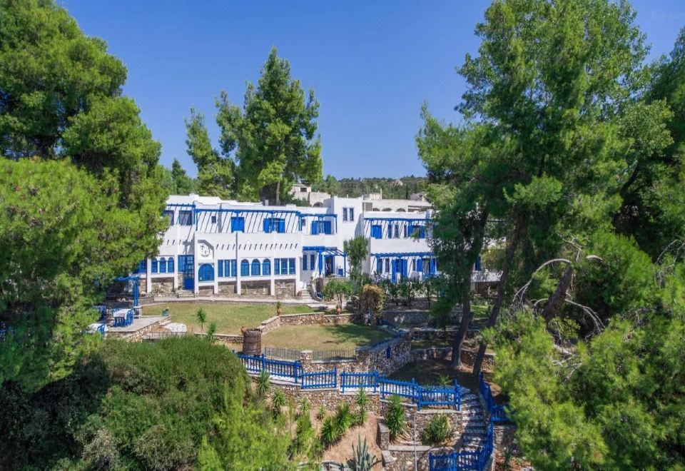 hotel overview picture