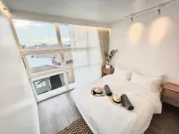 The Street Hostel Koh Lipe - Adult Only