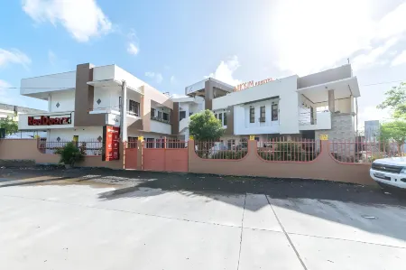 RedDoorz @ Pag Asa Rawis Legazpi