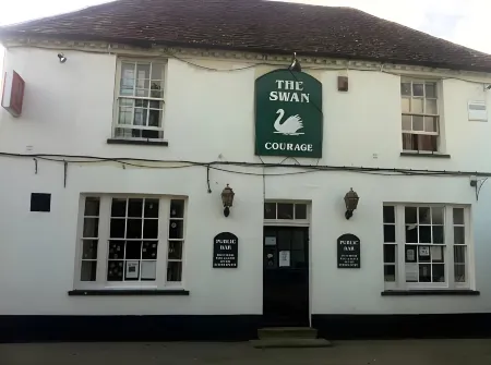 Swan Inn, Heathrow Airport Отели рядом с достопримечательностью «St Mary the Virgin Church»