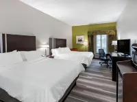 Holiday Inn Express & Suites Cincinnati-Blue Ash