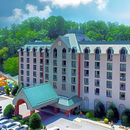 Country Cascades Waterpark Resort