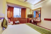 Hotel Ajanta Continental - Hot Tub
