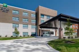 Holiday Inn Express & Suites ALTON - ST LOUIS AREA by IHG
