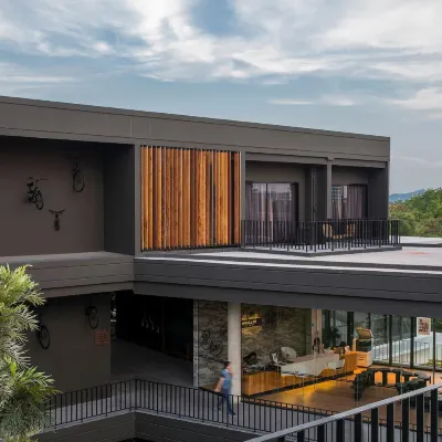 Wheeler Bed & Bike Hotel Hotels near Khao Sam Muk
