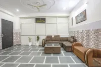 FabExpress Asp Royal Residency Inn- Janakpuri