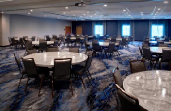 Fairfield Inn & Suites Columbus, IN