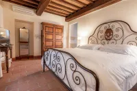 Palazzo Brandano Hotels in Trequanda