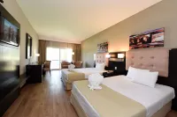 Howard Johnson Resort & Convention Center Ezeiza - พร้อมWifi