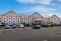 Red Roof Plus+ & Suites Atlanta Airport South