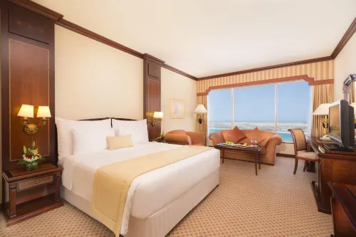 Corniche Hotel Abu Dhabi - 3-Star