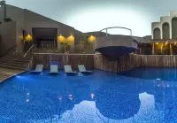 Double Tree by Hilton Iquitos - Pools