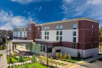 Homewood Suites by Hilton Reston فنادق في Hunter Mill