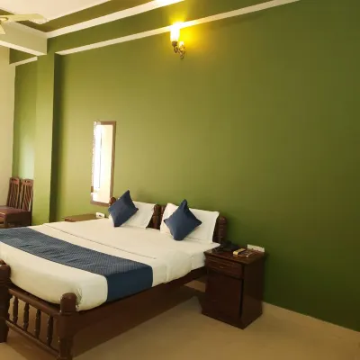 Hotel Ranthambhore Palace Hotels near Rameshwaram Ghat