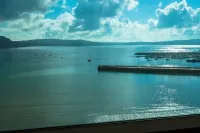 Sea view, flat for 4 people, free wifi Hotel a Crozon