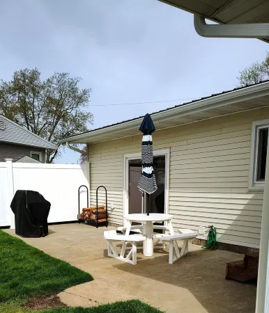 Lake Haven Cottage • Fun Summer Get Away! fishing and kayaks!