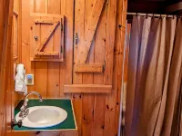 Walk to North Carolina's Stone Mountain State Park! Beautiful Waterfalls Hotels in Traphill